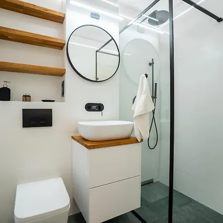 Wilcza In The Centre Of Appartamento *