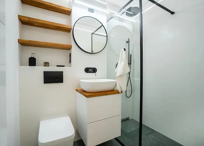 Wilcza In The Centre Of Apartament *